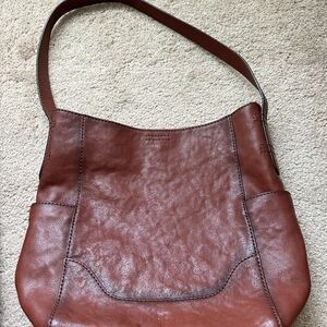 Elegant Brown Leather Shoulder Bag